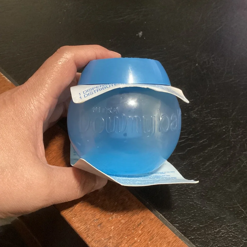 Ultra Downy Ball Fabric Softener Dispenser Laundry Dryer Ball Blue 2008